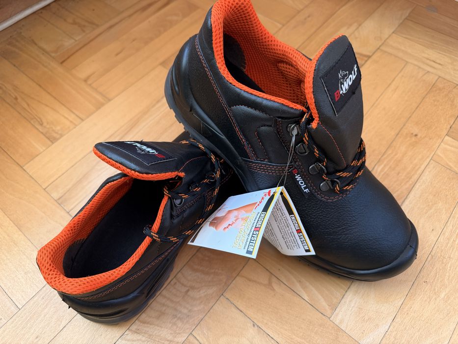 Работни обувки 42