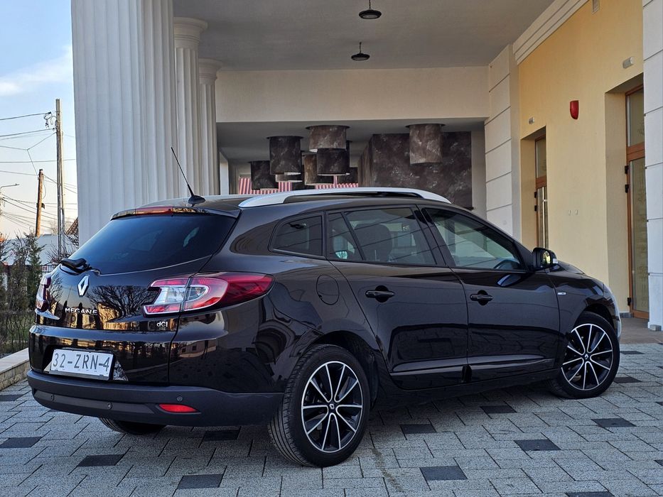 RENAULT MEGANE 3 1.6dci BOSE/Camera/Key-less/LaneAssist/Panoramic