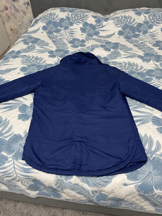 Продам куртку adidas оригинал