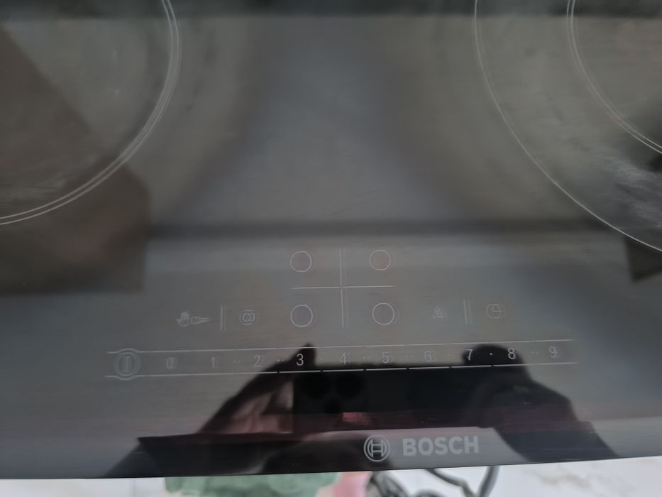 Продам электроплиту Bosch