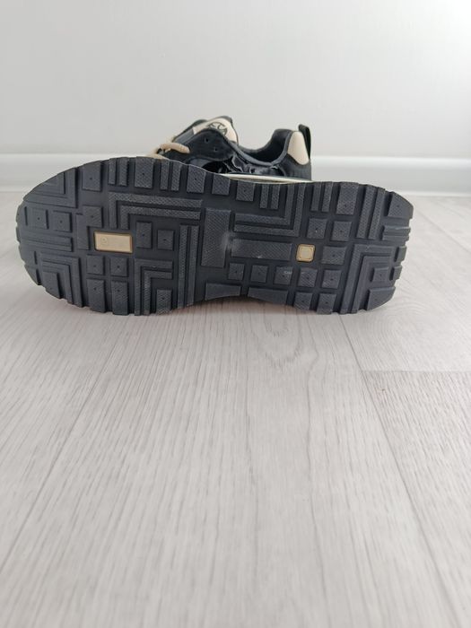 Кросовки универсальные