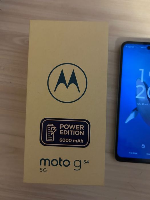 Vând smartphone Motorola G 54 5 G culoare verde
