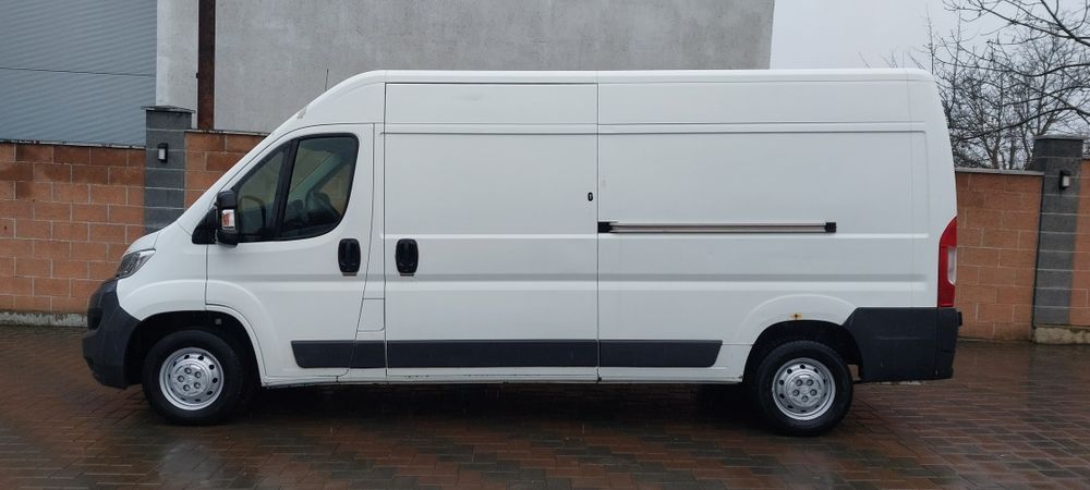 Citroen Relay din 2015 motor 2.2 diesel Volan pe dreapta Anglia