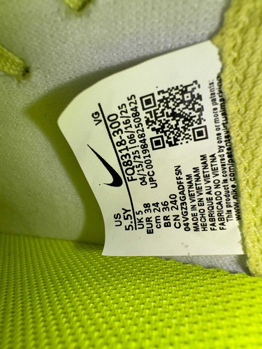 НОВЫЕ ОРИГИНАЛЬНЫЕ футбольные бутсы Nike из Италии