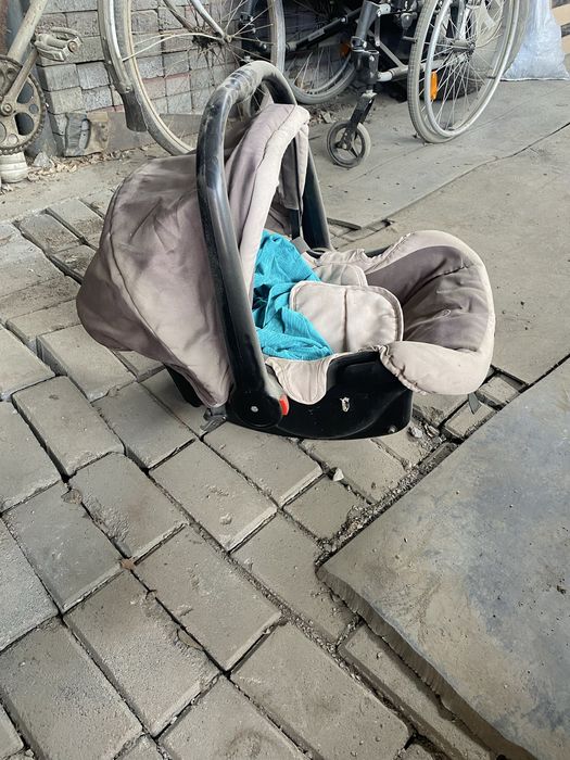 Продам авто кресло