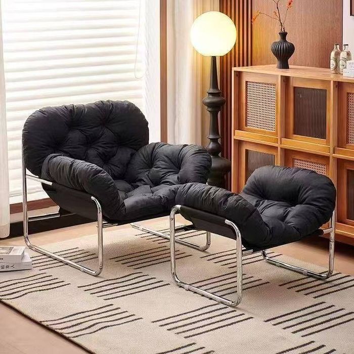 Кресло с табуретом для ног. Мягкое пышное