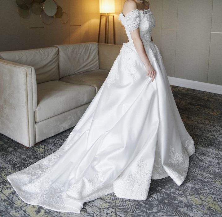 Продам свадебное платье, в шикарном состоянии, после химчистки