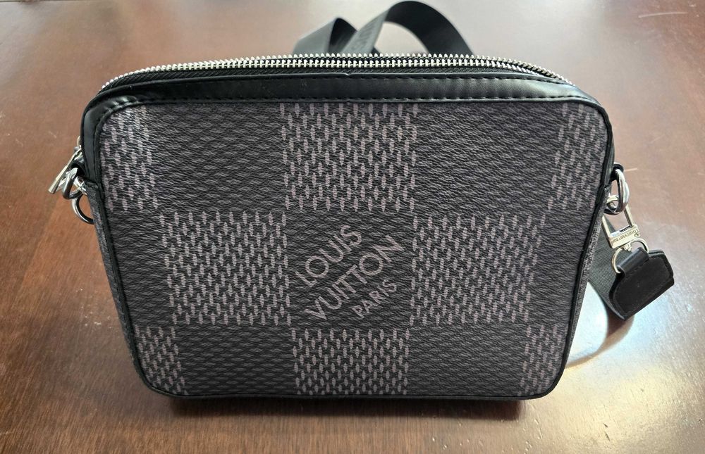 Borseta Louis Vuitton Premium
