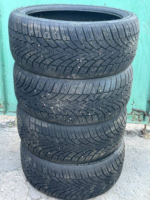 Продам шины R17 205/40