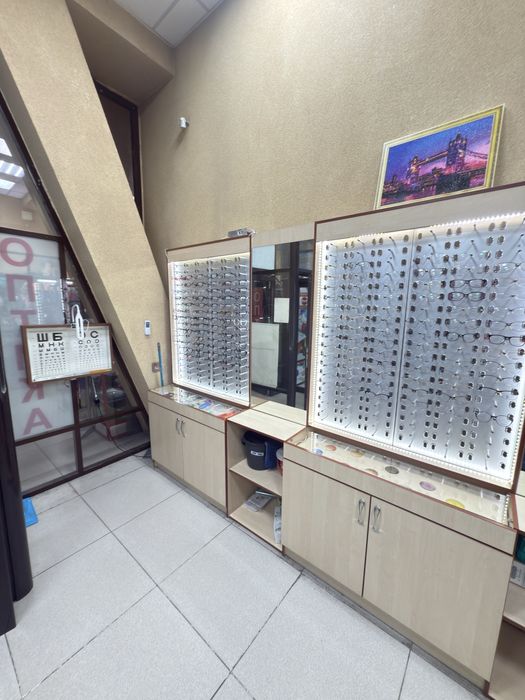 Срочно продаётся действующяя оптика