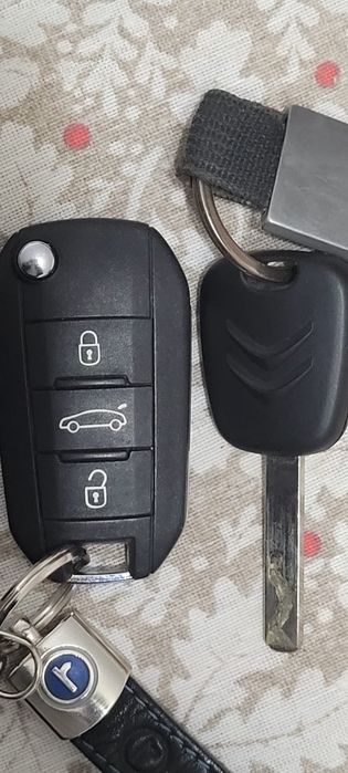 Citroen C-Elisee