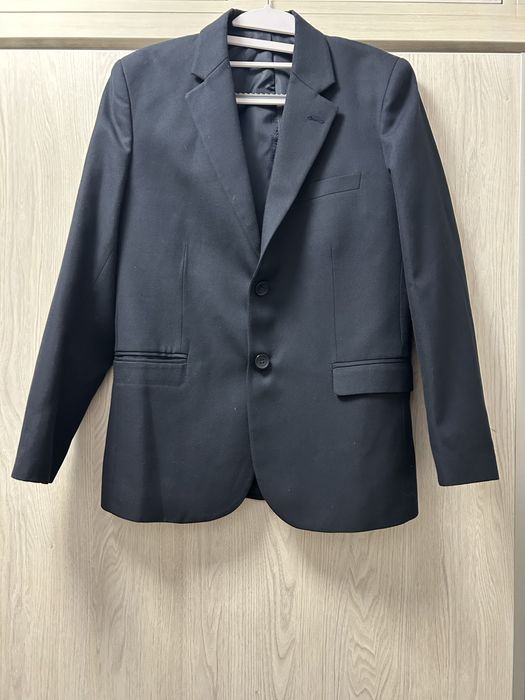 Costum  pentru copiii