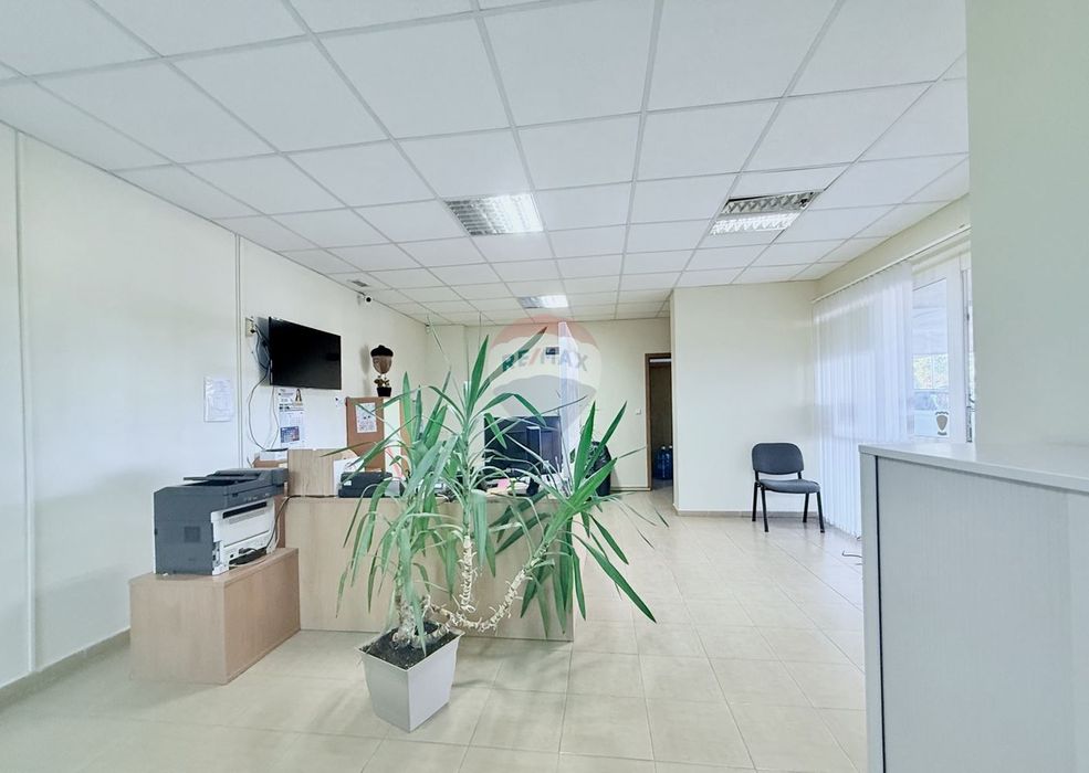 Търговско помещение на удобна локация за продажба , кв.Виница гр.Варн