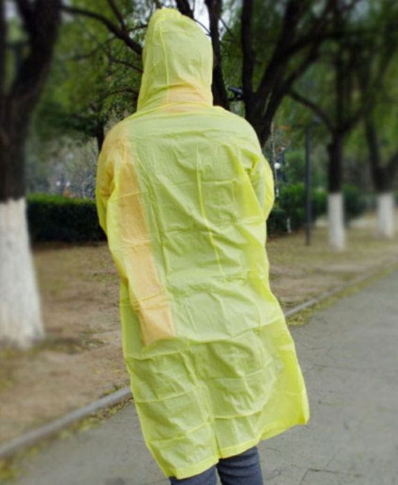 Плащ от дождя (дождевик) новый