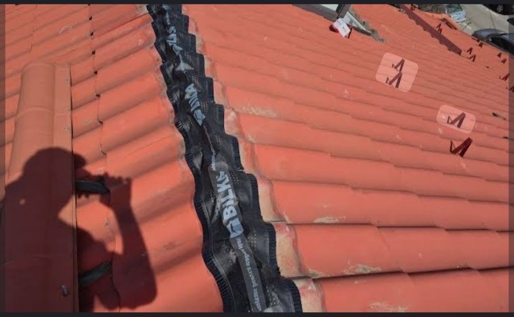 Executam acoperisuri mansardari reparații urgente terase foișoare