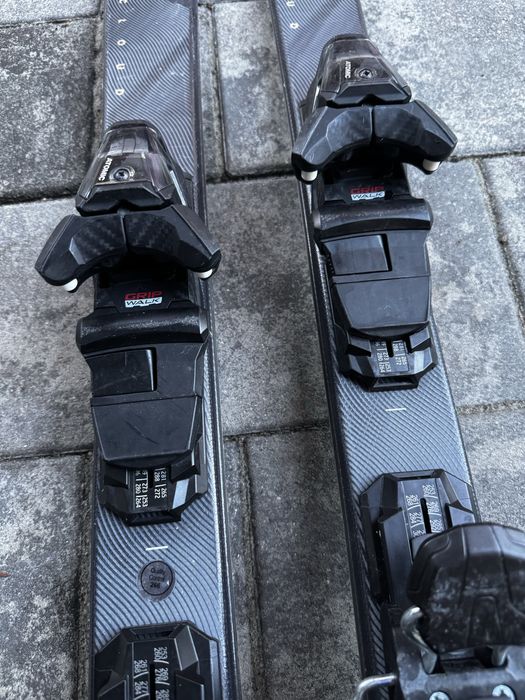 Skiuri schiuri dama fete Atomic Cloud C7