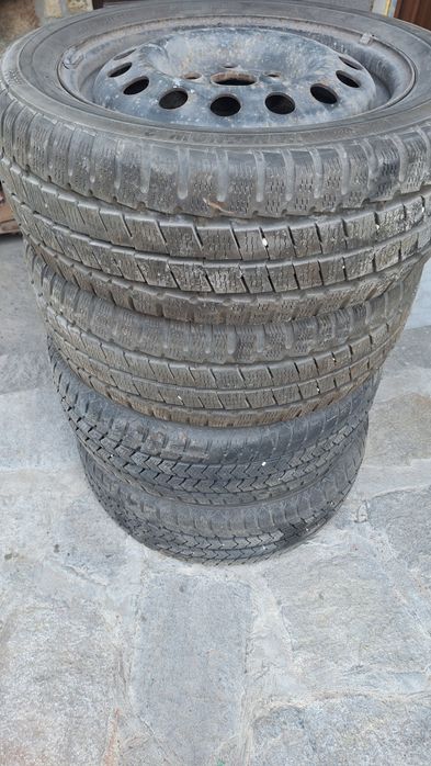 Зимни гуми с джанти 16 за Шаран