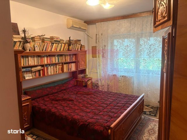 Apartament 3 camere Drumul Sarii.