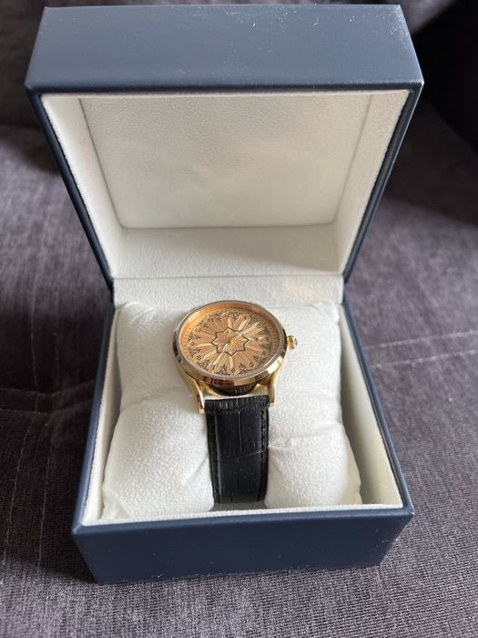 Часы наручные на подарок