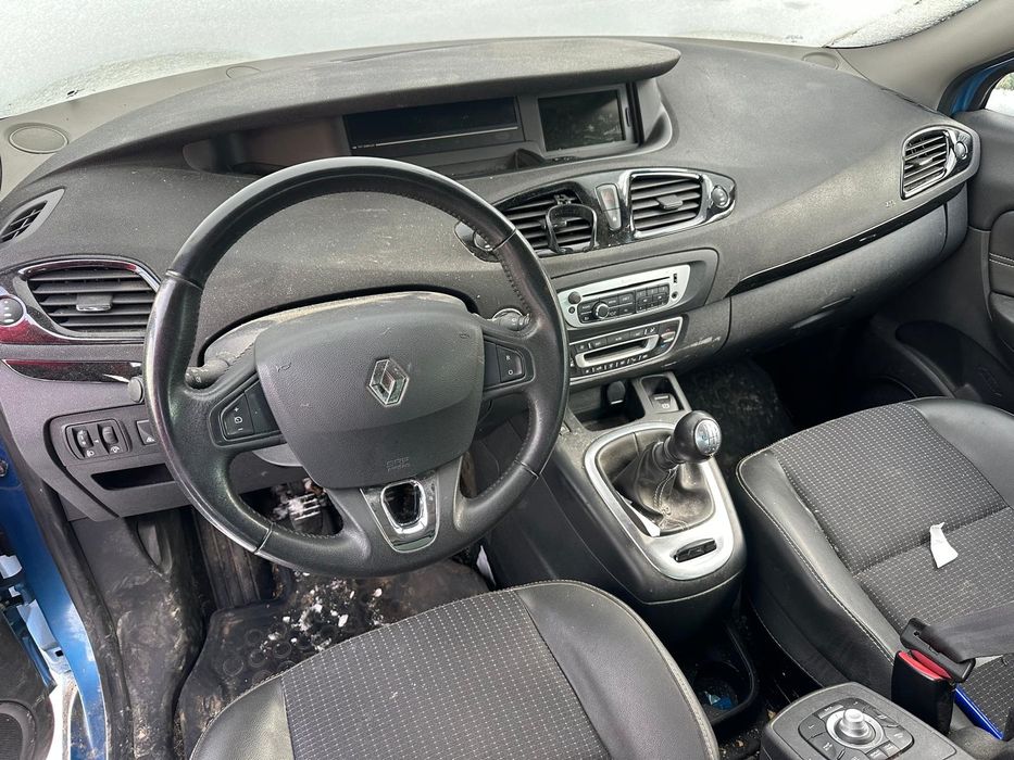 Renault Scenik 1.5 dci 110k. На части
