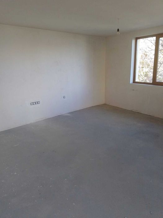 Продава се Тристаен апартамент в Разград, Център - 100 кв.м за 873 €/кв.м - Снимка #7