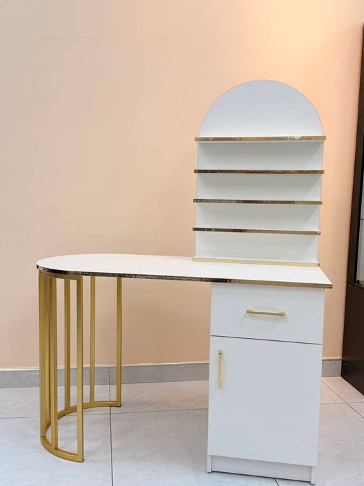 Manikyur stol plisos bilan birga