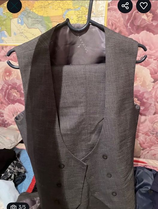 Продам костюм в хорошем состоянии