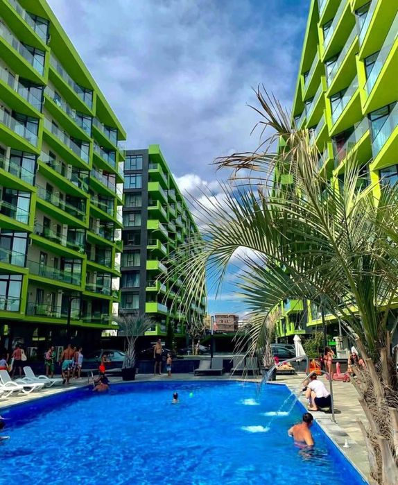 Inchiriez Termen Lung Apartament Complex Alezzi Navodari • OLX.ro