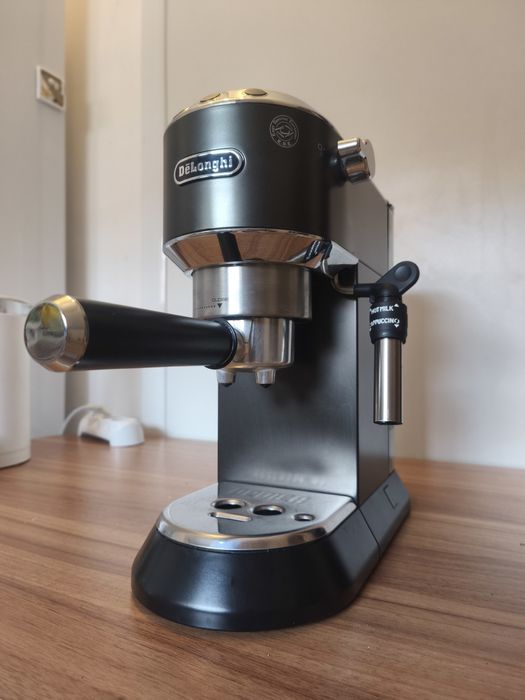 Кафемашина Delonghi EC685