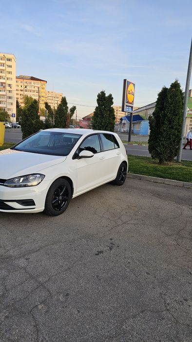 Proprietar vand golf7