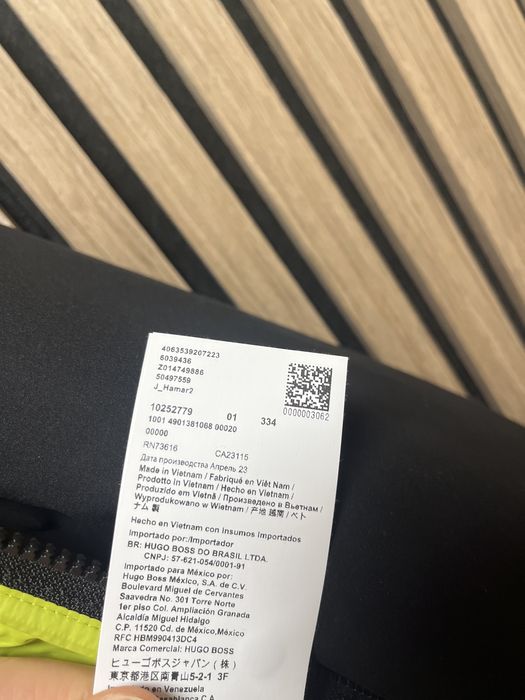 Hugo Boss : яке размер Л / Оригинал