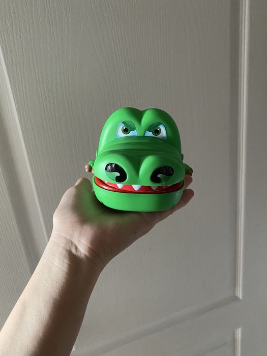 Крутая прикольная игра крокодил