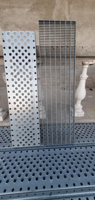 Trepte zincate 110x27