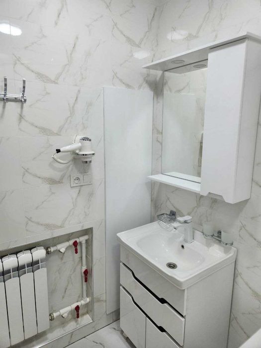 Срочна продаётся дом 6 комнатная евро ремонт на дизайн без слов