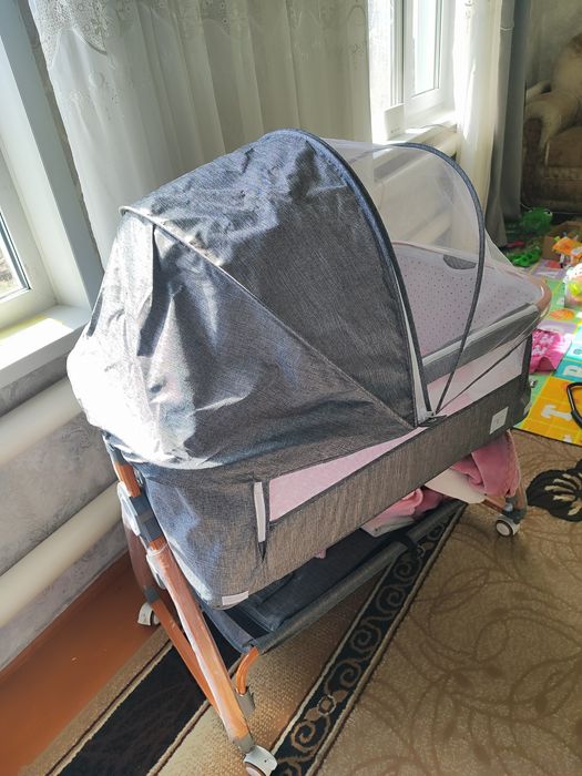 Продам кроватку для малыша