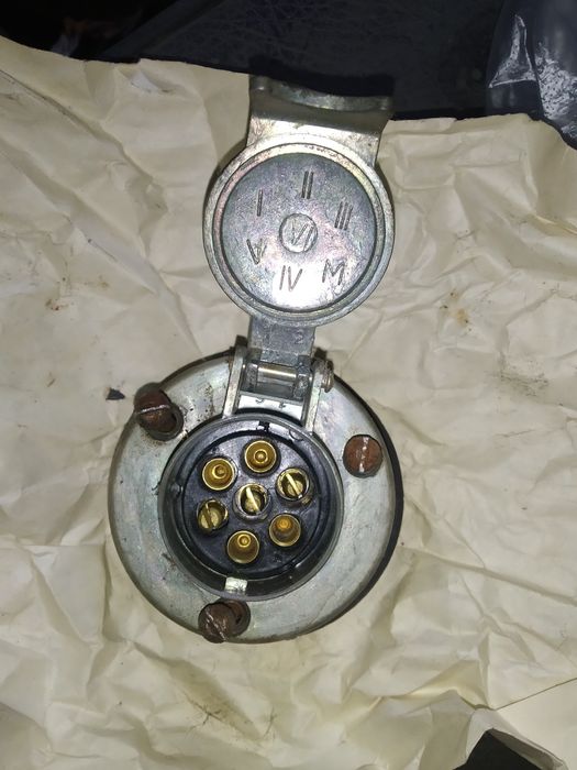 Розетка для прицепов