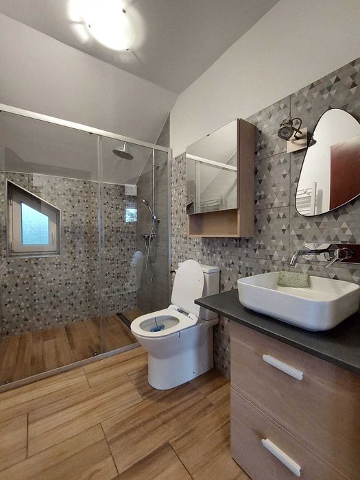 Casa tip duplex de inchiriat