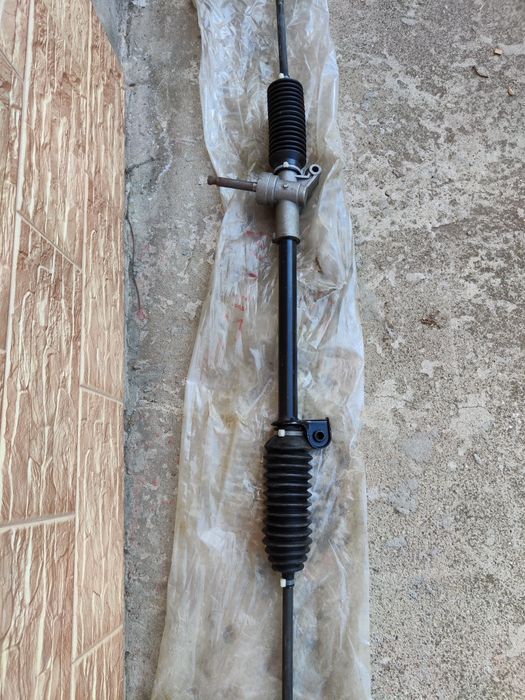 Кормилна рейка за FORD Fiesta и Mazda