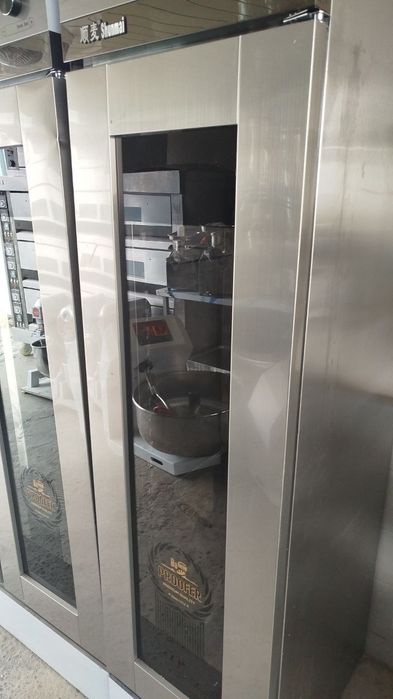 Rastoyka xamir shishtirib beradigan aparat