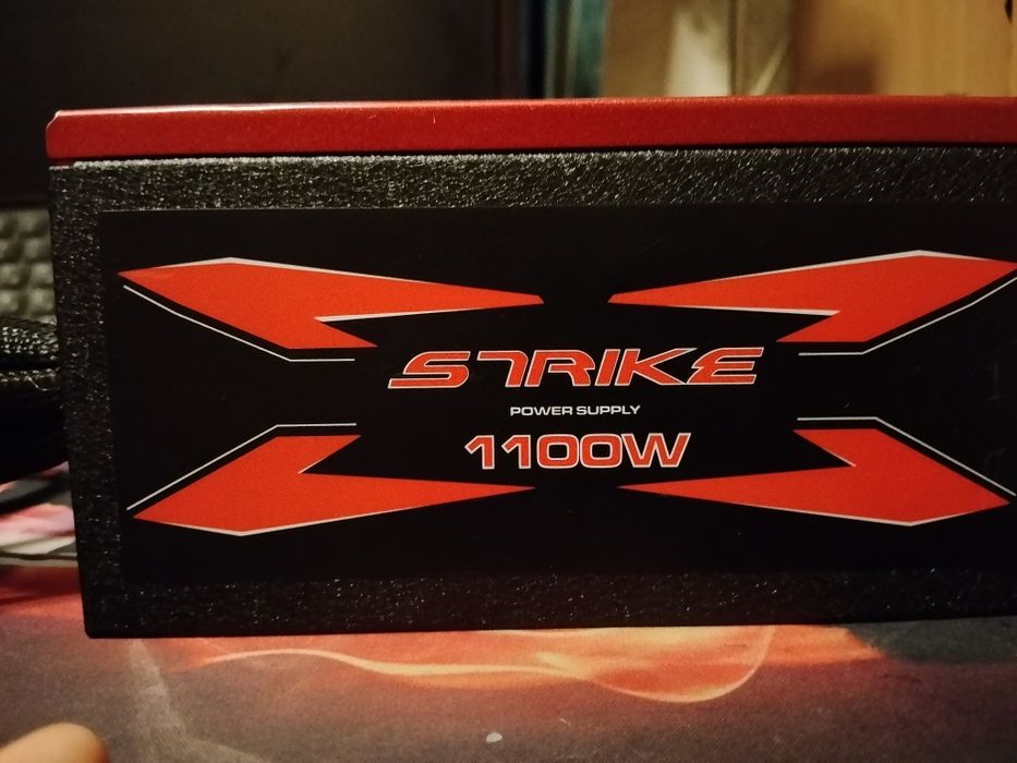 продаю блок питания strike-x 1100W