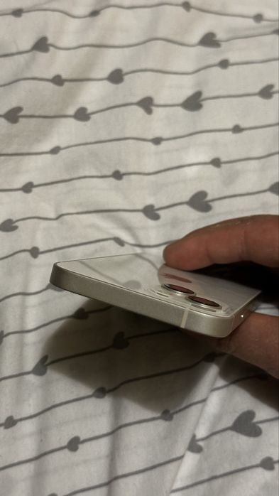 iPhone 13 White (Бял) - 128GB | Отлично състояние