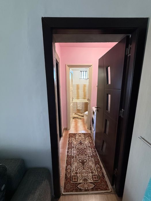 Apartament în Bumbesti Jiu,2 camere semidecomandat