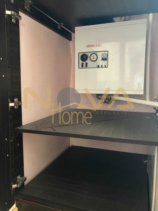 Продава се Двустаен апартамент в Варна, Базар Левски - 70 кв.м за 1815 €/кв.м - Снимка #7