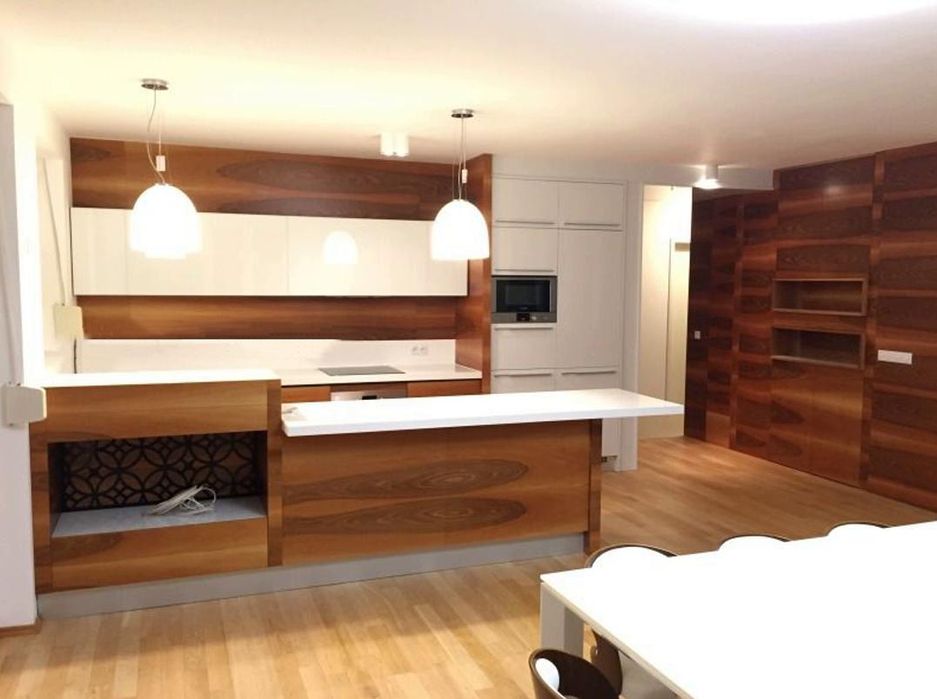 Четиристаен апартамент в ж.к. Малинова долина.