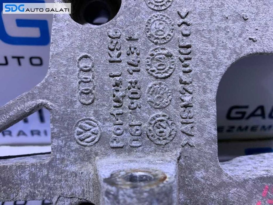 Suport Accesorii Motor Alternator Compresor Audi A3 8P 2.0 FSI AXW BLX BLY BMB BLR BVY BVZ 2004 - 2013 Cod 06F903143F [S0134]