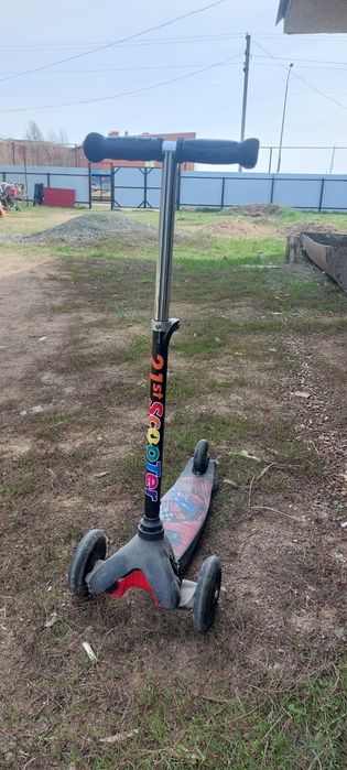 Продам самокат детский