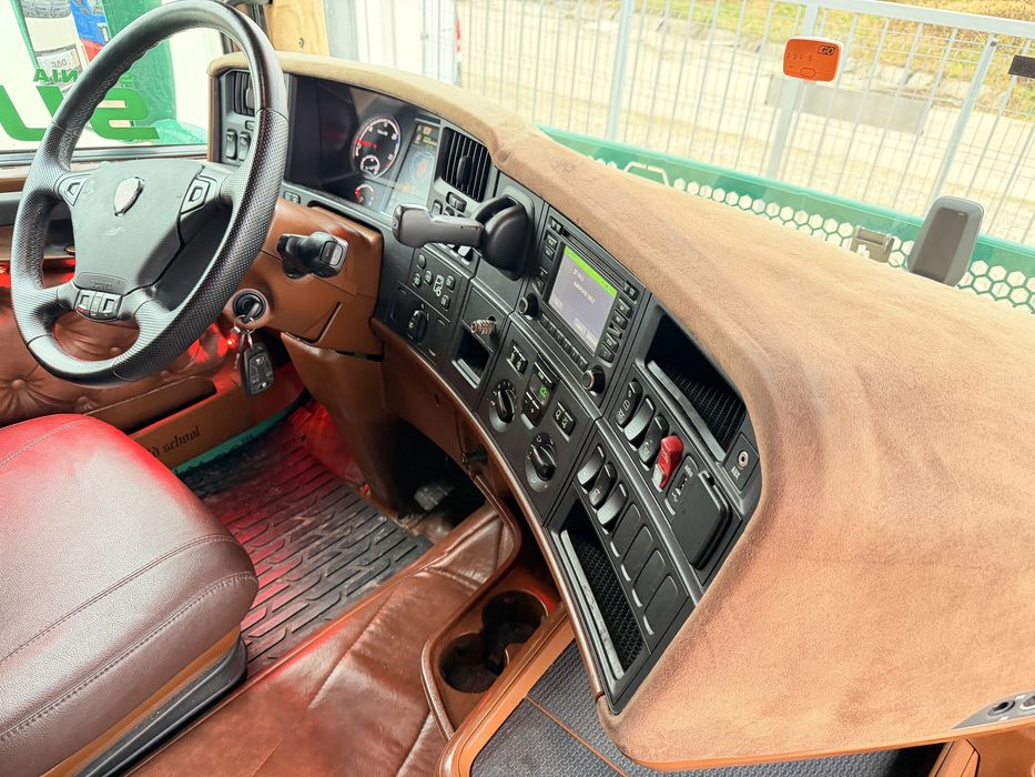 Scania R450 /FULL ADR//SHOW TRUCK / *TOP*/ persoana fizica 32.900€