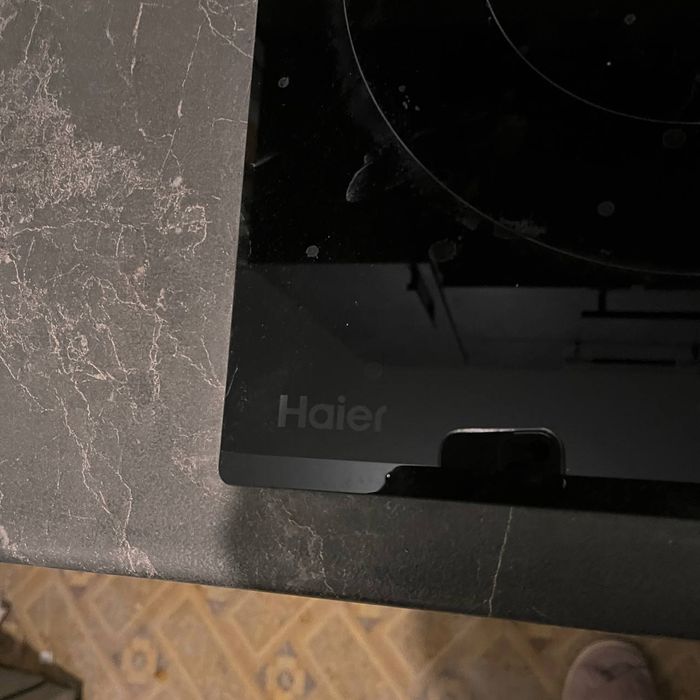 Продам кухонный гарнитур вместе с техникой