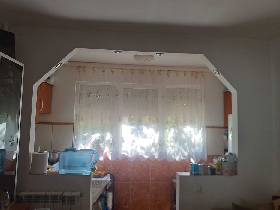 Vanzare apartament o camera