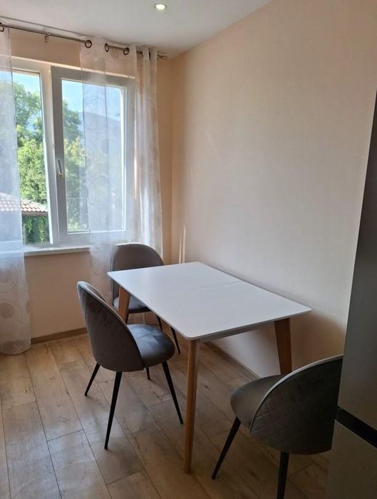 Дава се под наем Тристаен апартамент в София, Карпузица - 75 кв.м за 792 € - Снимка #5